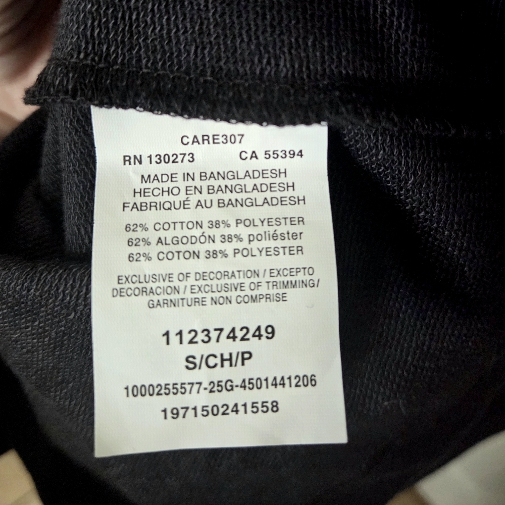 Lee Black Button-Front Pocket Crop Shirt - Picture 8 of 11